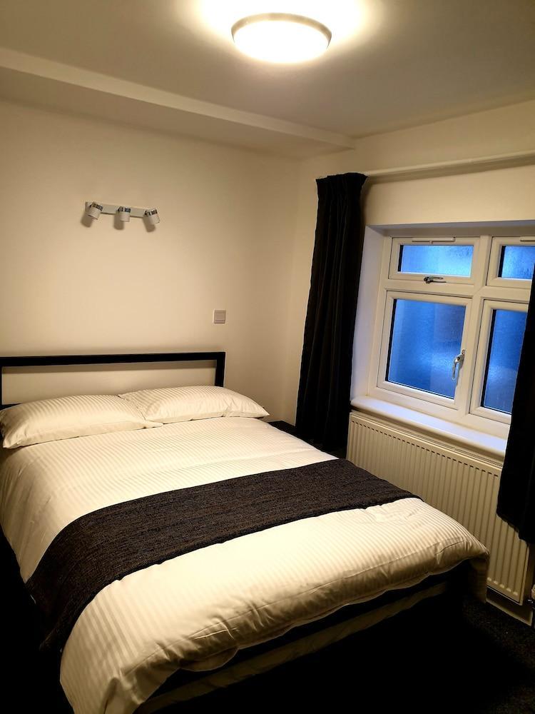 Wanstead Hotel Londyn Zewnętrze zdjęcie